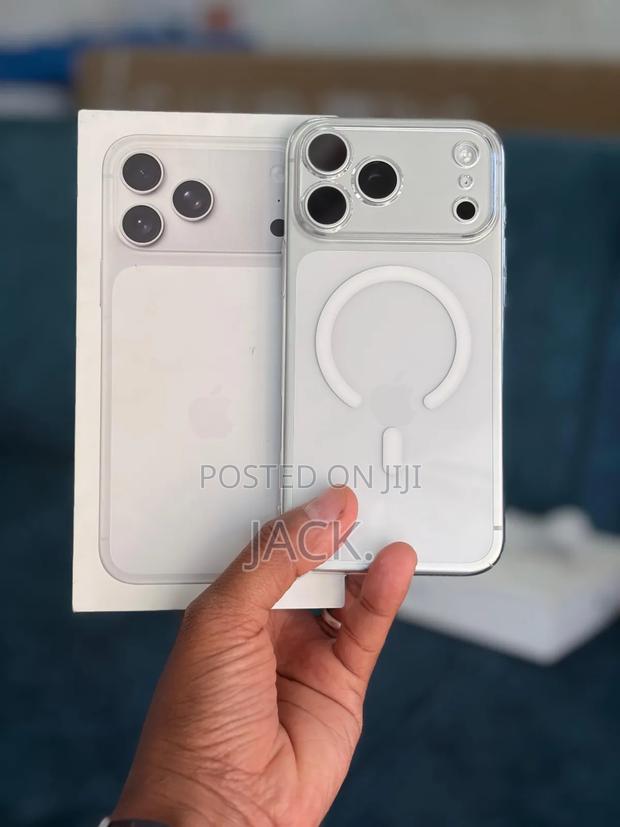 Apple iPhone 17 Pro Max 256 GB Silver - thumbnail 3