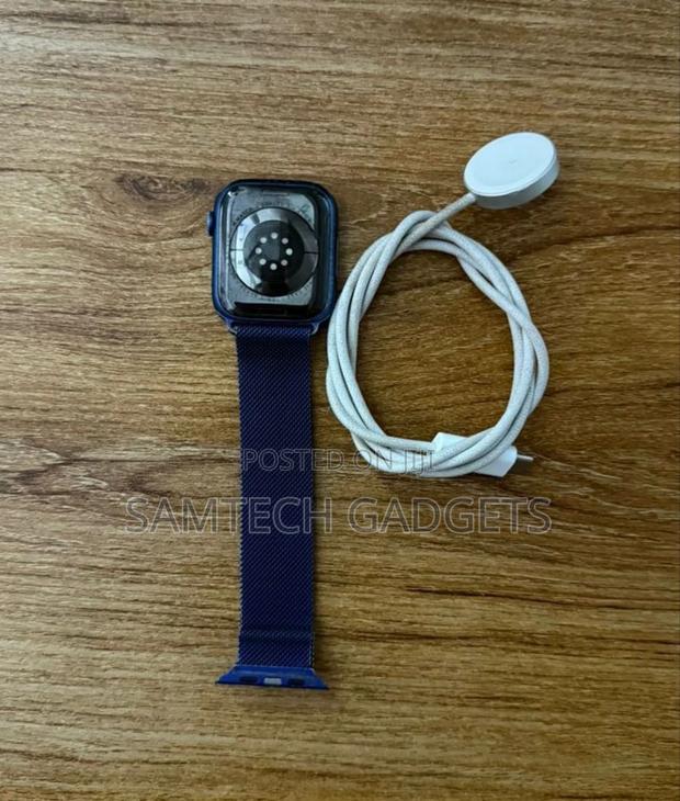 Apple Watch Series 7 45 Mm - thumbnail 3