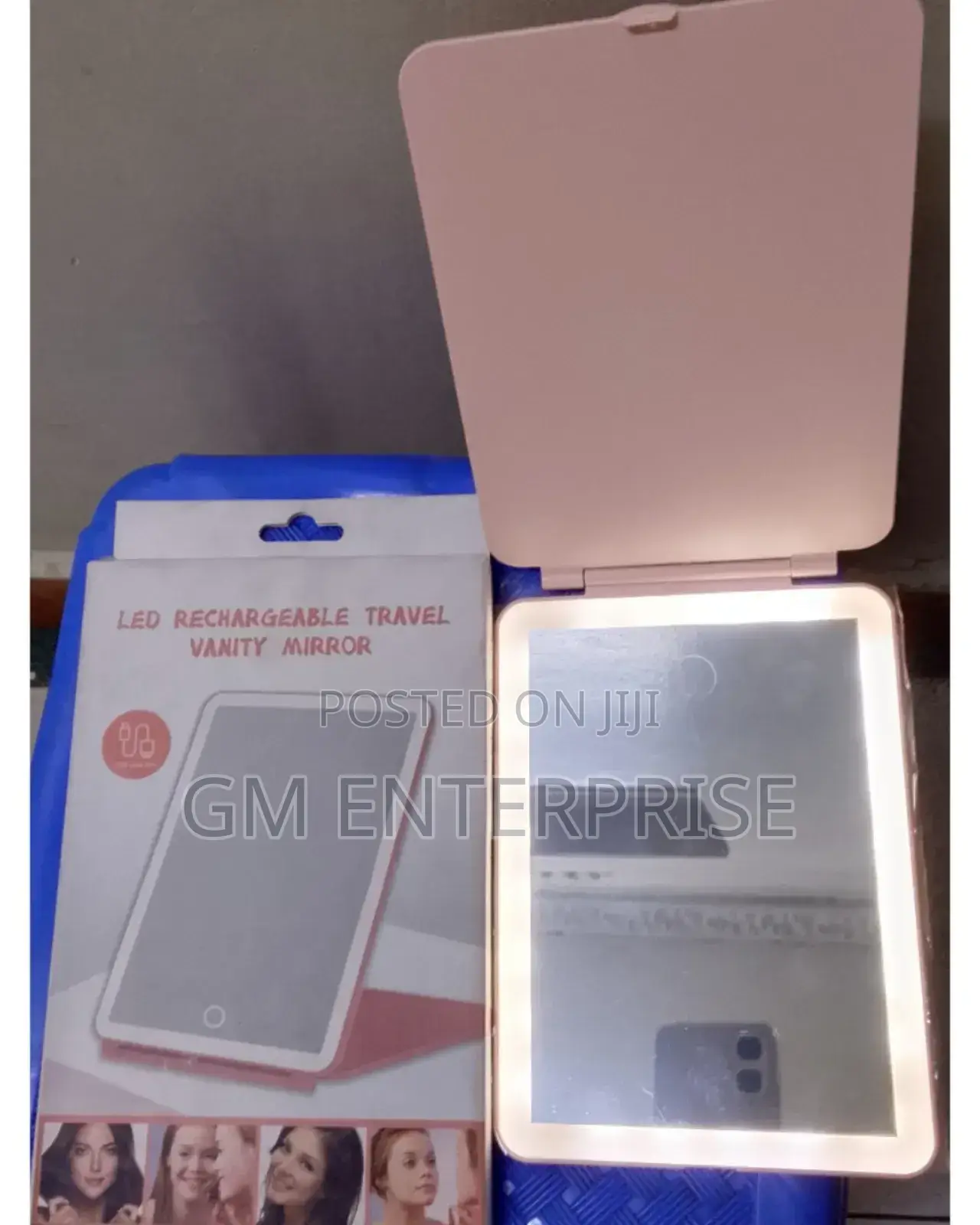 * Led Travel Tablet Vanity Mirror