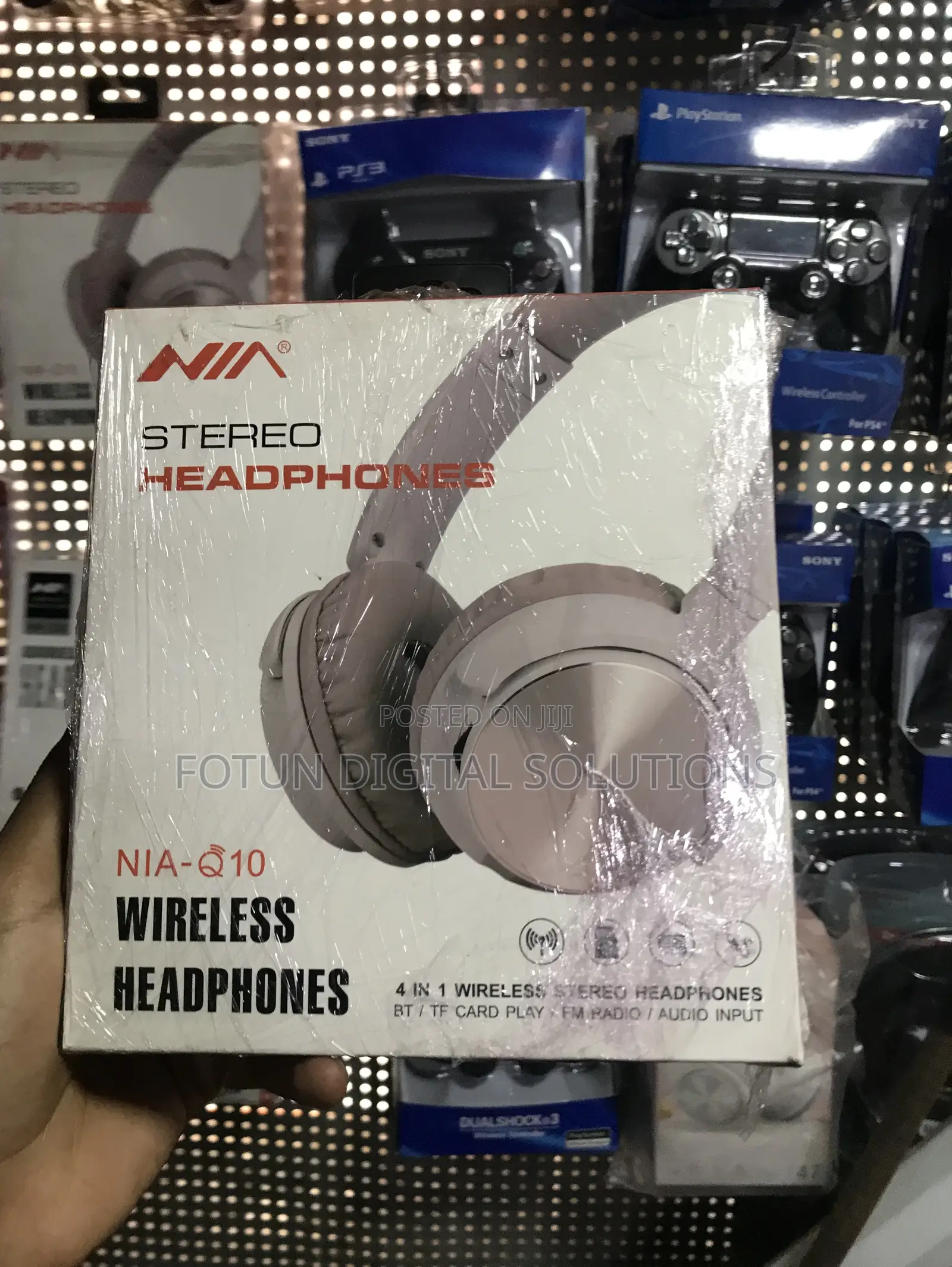 Nia-Q10 4-Way Play Headphones - Exceptional Value With Multiple Inputs
