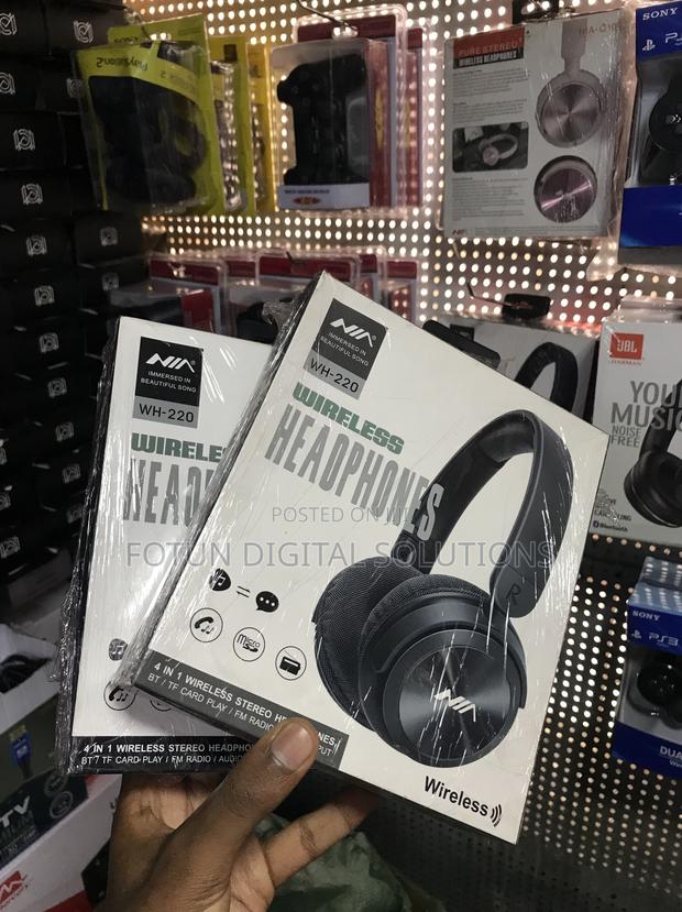 Nia Wh-220 4-in-1 Wireless Headphones-Bt, Tf Card, Fm Radio, Aux Input