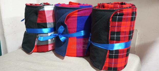 Fleeced Masai Blanket - thumbnail 7