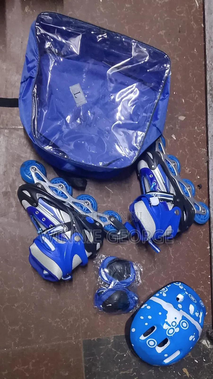 Skate Shoes Set