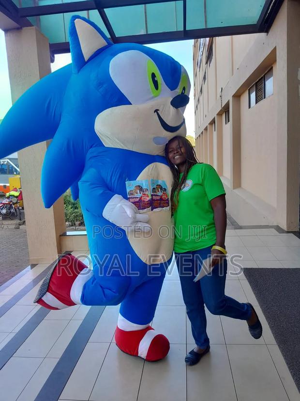 Inflatable Giant Mascot - thumbnail 3