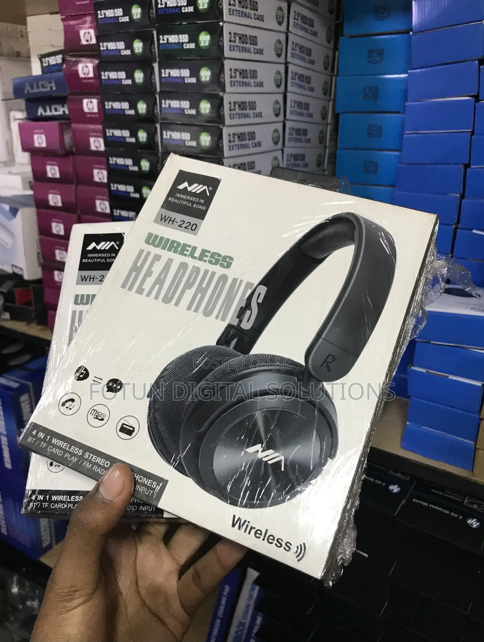 Nia Wh-220 Multi-Function Wireless Headset - Great Value With 4 Inputs