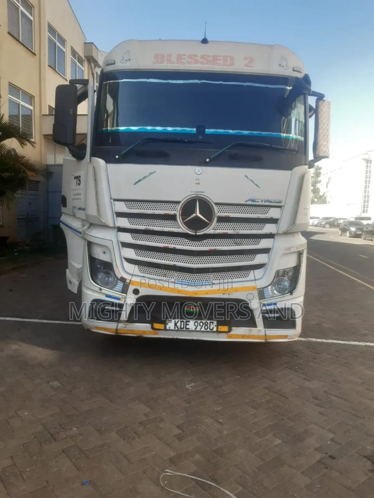 Trailers for Jobs and Errands Services Are Available Within Counties