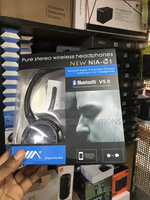 Wireless Headphones With Tf Card Fm - Nia-Q1 for Offline Listening