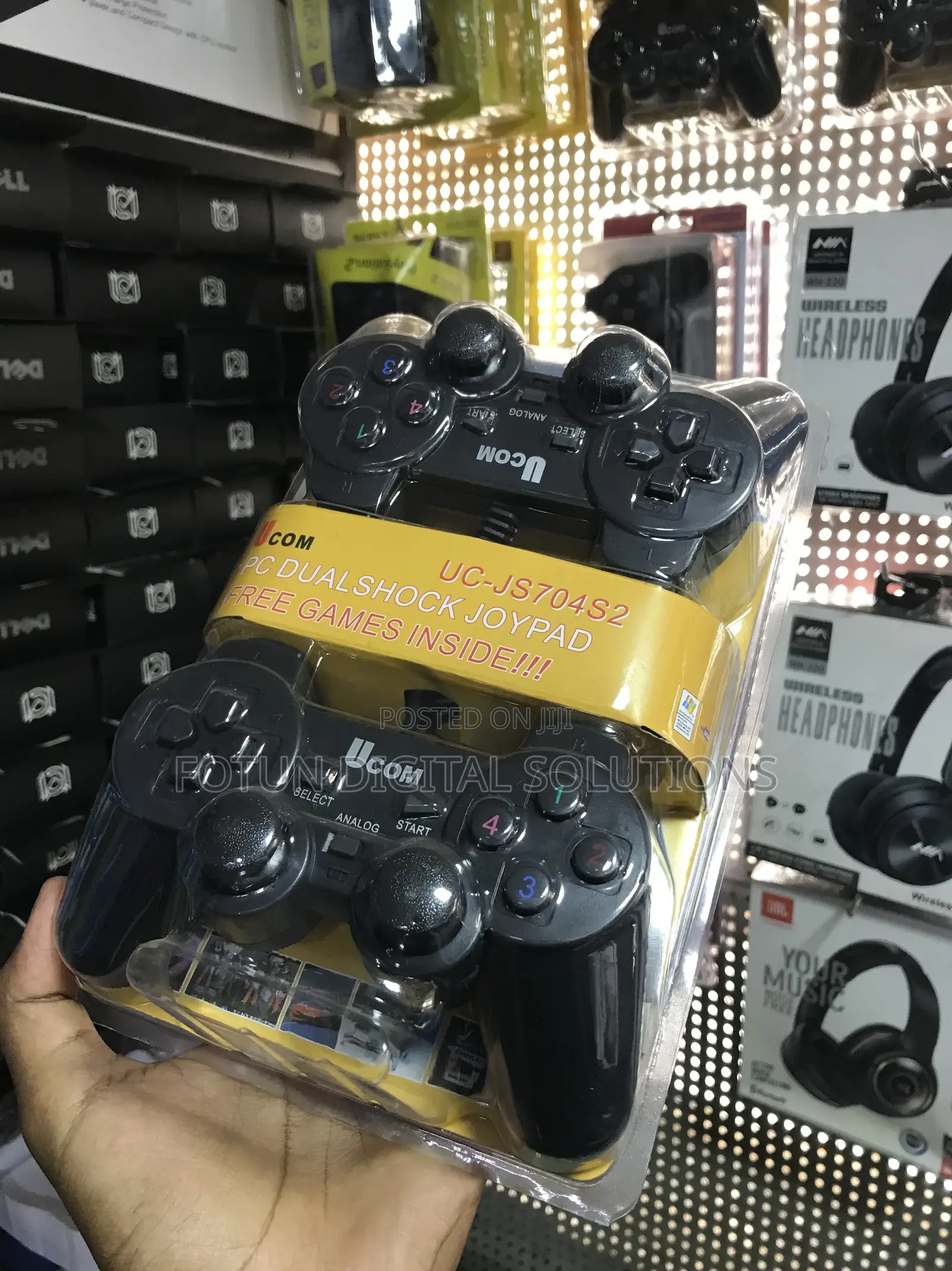 Precision Twin Usb Gamepads by Ucom - For Retro Modern Pc Games