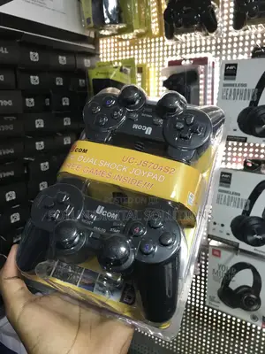 Precision Twin Usb Gamepads by Ucom - For Retro Modern Pc Games