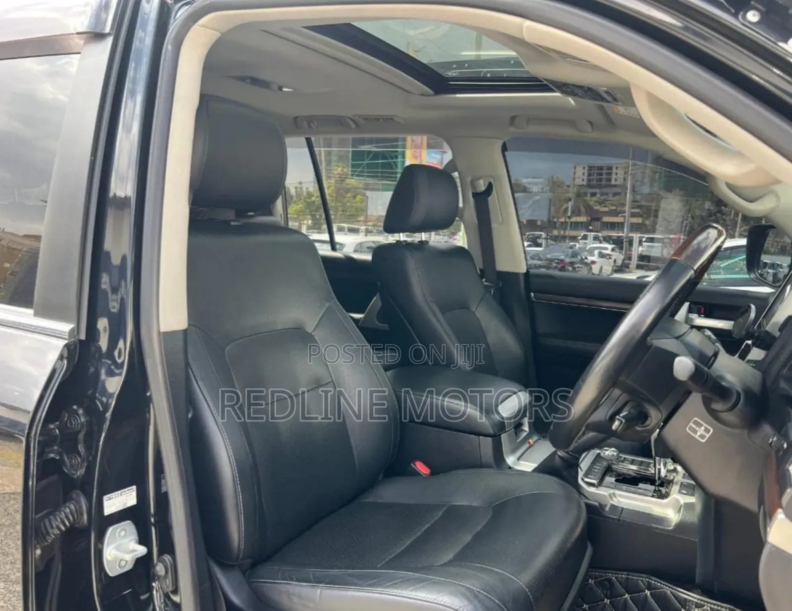 Toyota Land Cruiser 4.6 V8 ZX 2018 Black