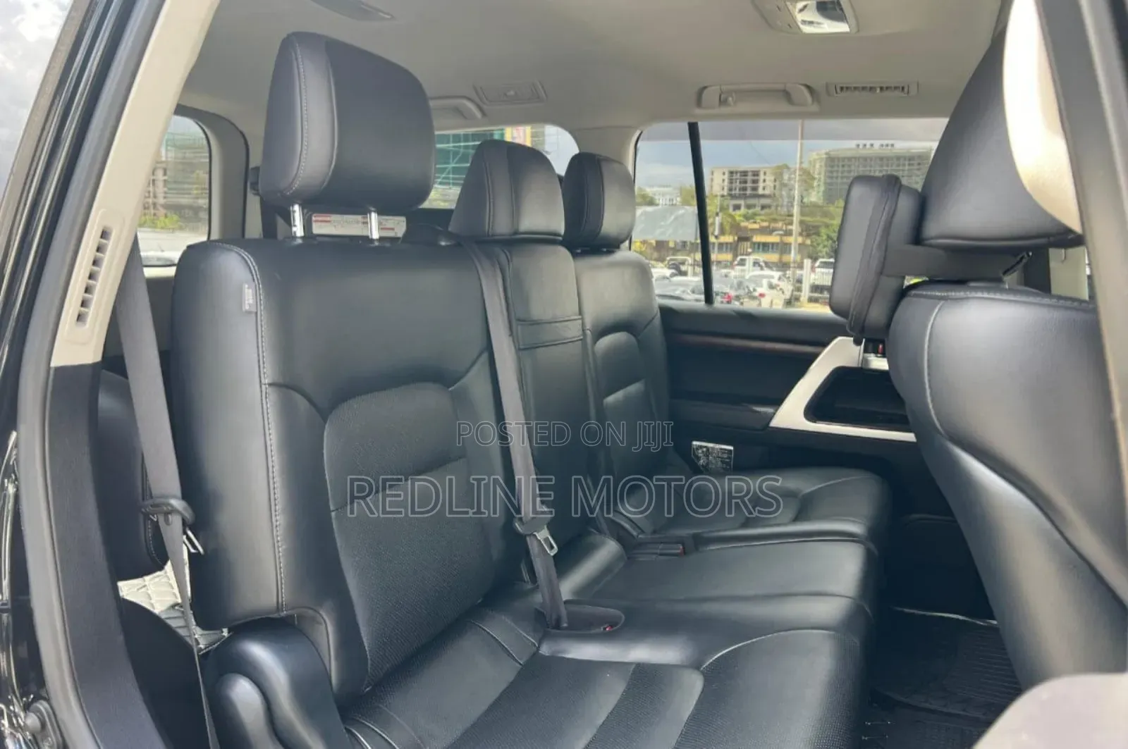 Toyota Land Cruiser 4.6 V8 ZX 2018 Black
