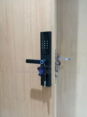 Smart Fingerprint Door Lock (Tuya/Tt Lock App)