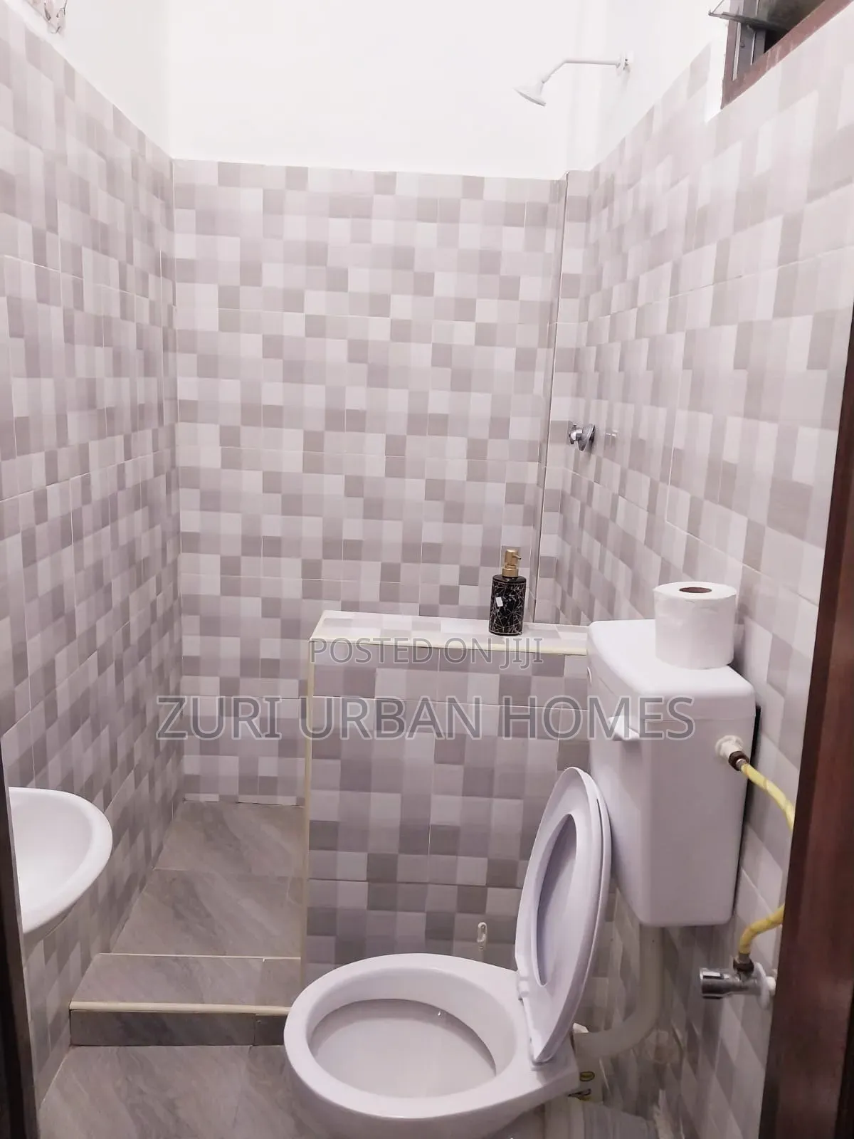 Fully Furnished Studio Airbnb Darad Diani