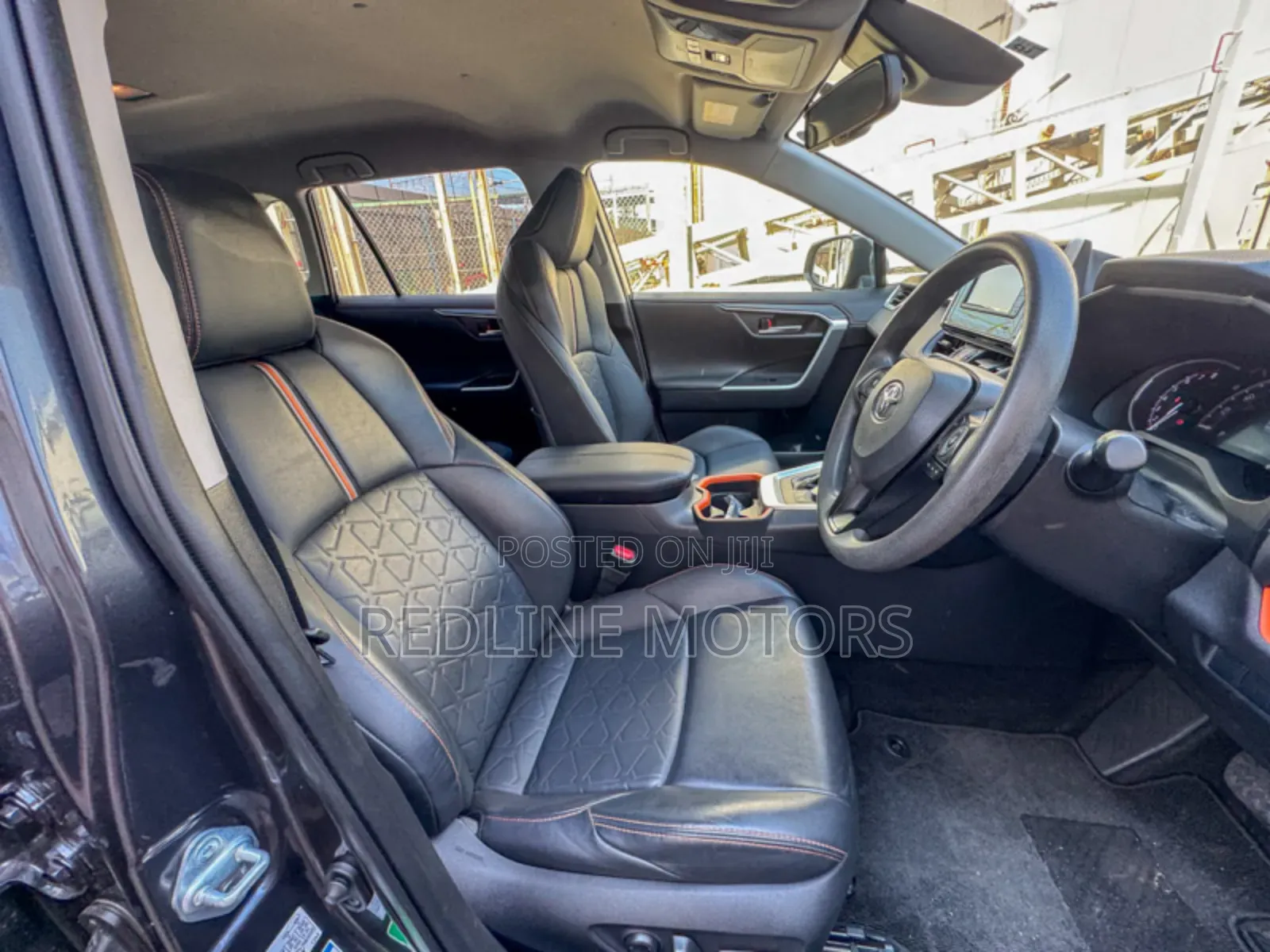 Toyota RAV4 Limited FWD 2019 Gray