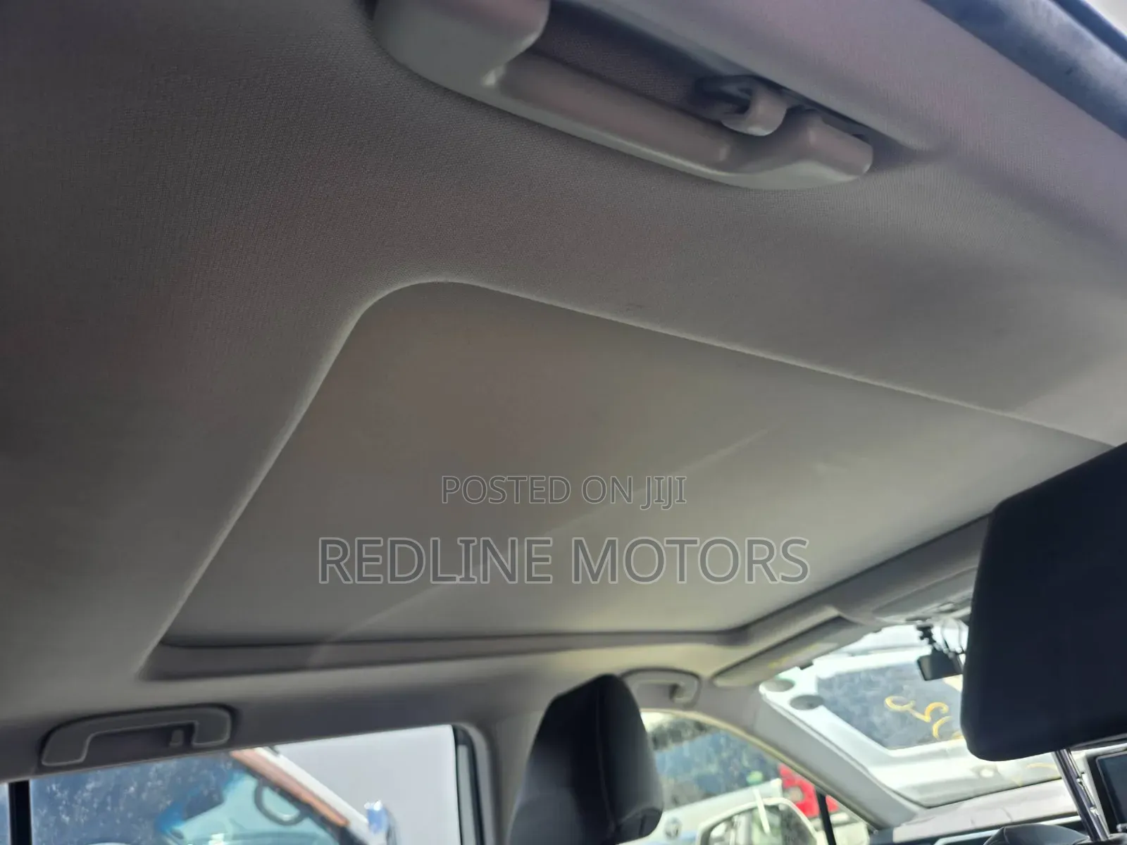 Toyota RAV4 Limited AWD 2019 White