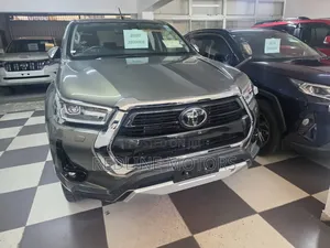 Toyota Hilux 2020 Gray