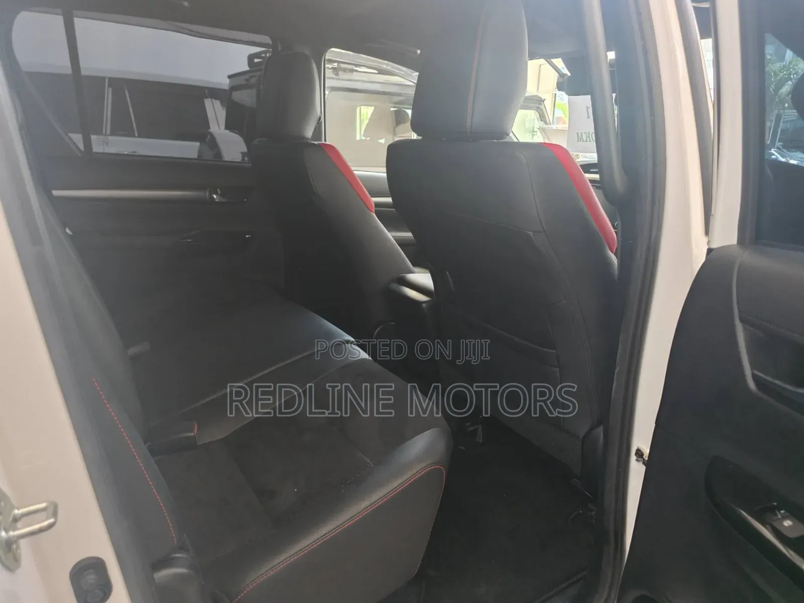 Toyota Hilux Revo Double Cab Deisel 2.4 AWD 2021 White