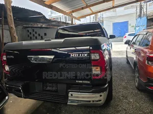 Toyota Hilux Revo Double Cab Deisel 2.4 RWD 2020 Blue
