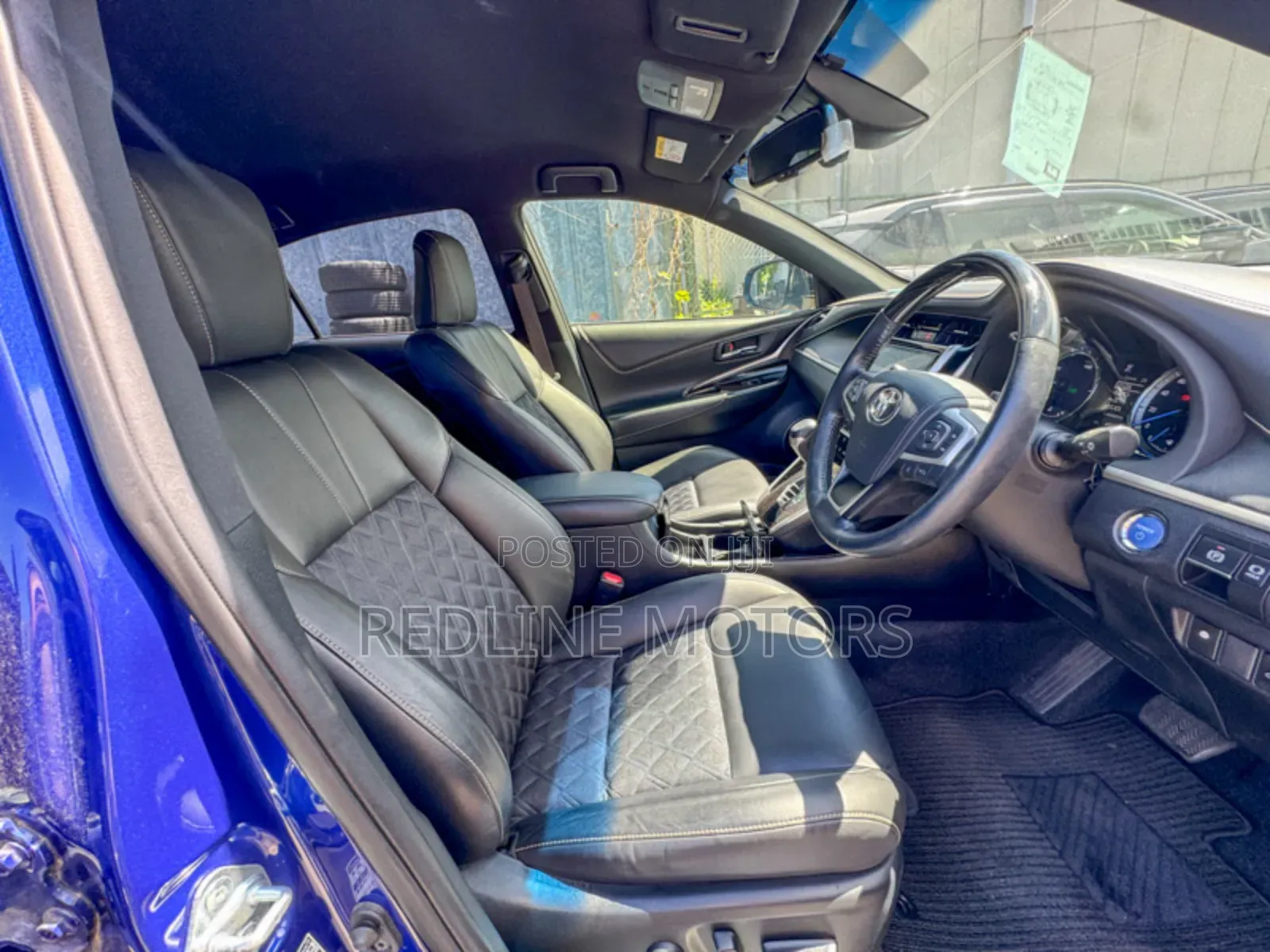 Toyota Harrier 2.5 Hybrid 4WD 2018 Blue