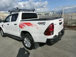 Toyota Hilux 2.4 Diesel 2020 White