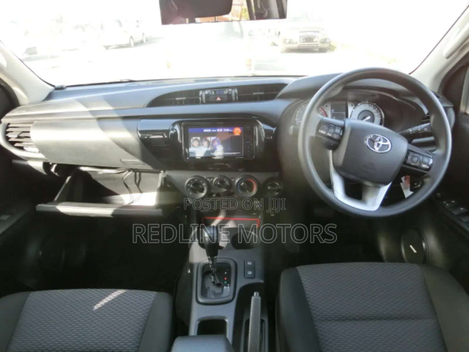 Toyota Hilux 2.4 Diesel 2020 White