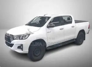 Toyota Hilux Revo Double Cab Deisel 2.4 RWD 2018 Off white