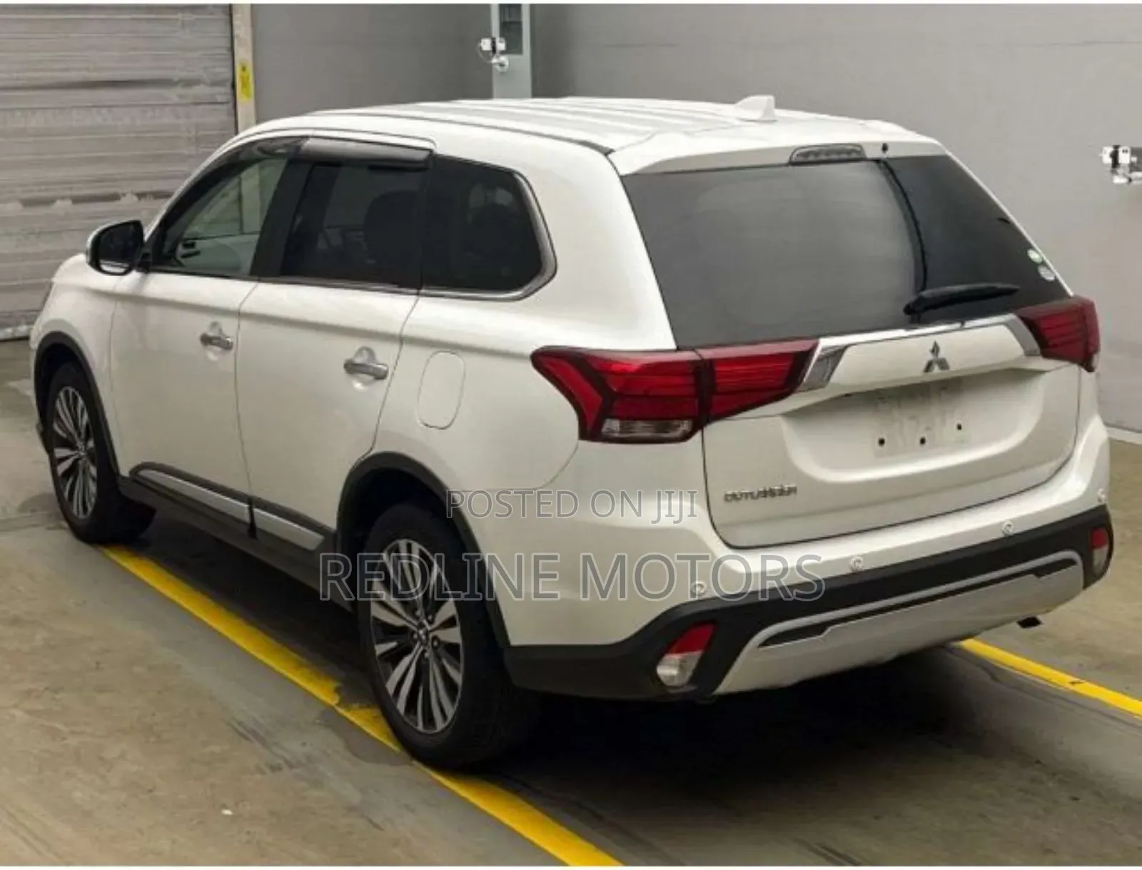 Mitsubishi Outlander ES AWC 2019 White
