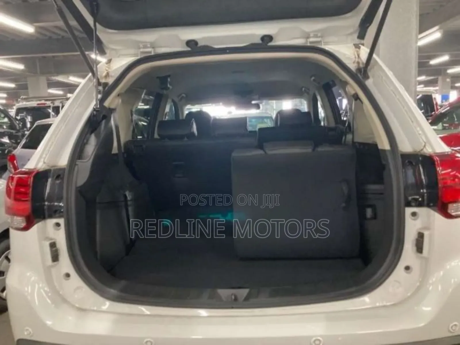 Mitsubishi Outlander ES AWC 2019 White