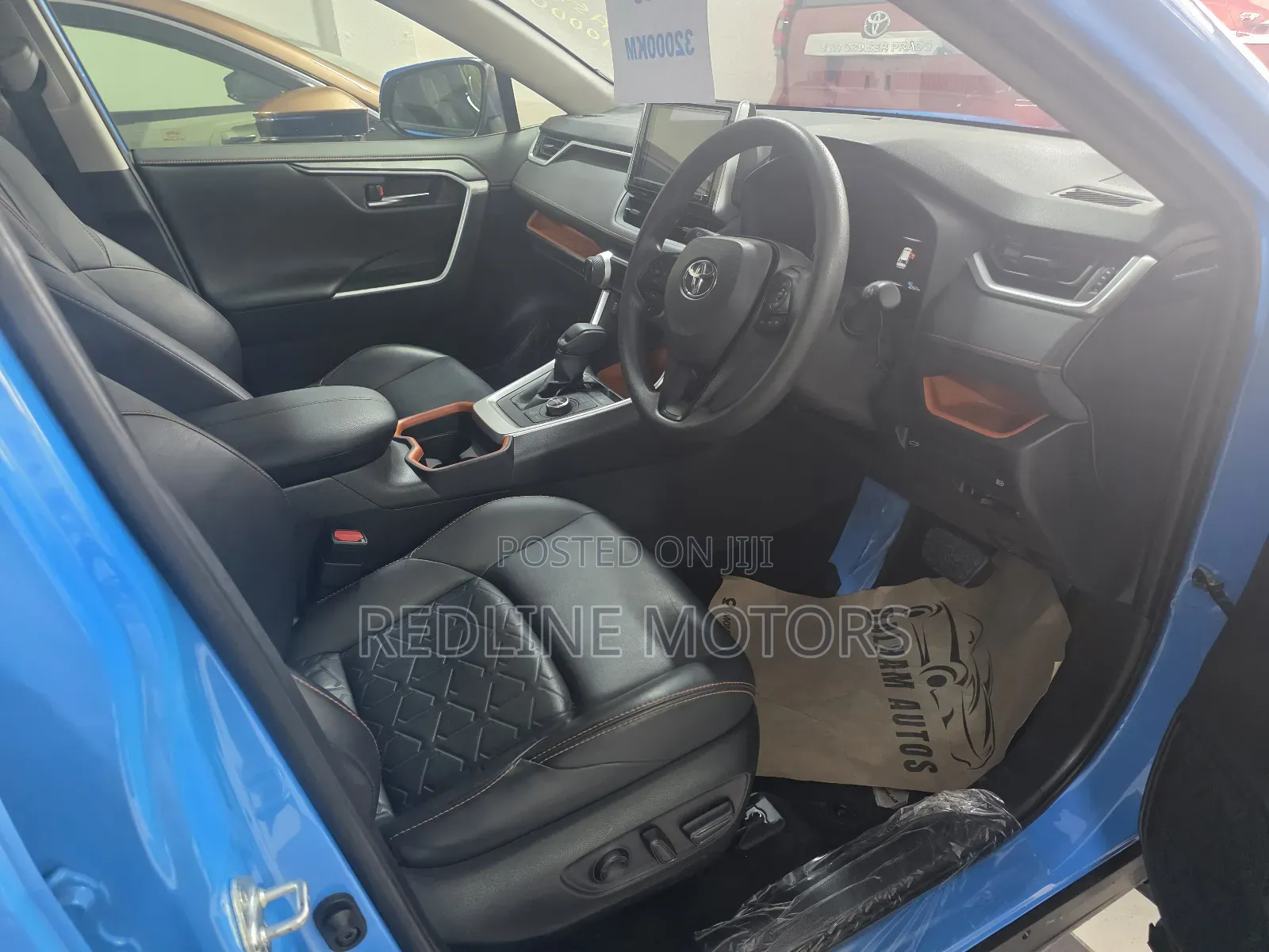 Toyota RAV4 LE FWD 2019 Blue