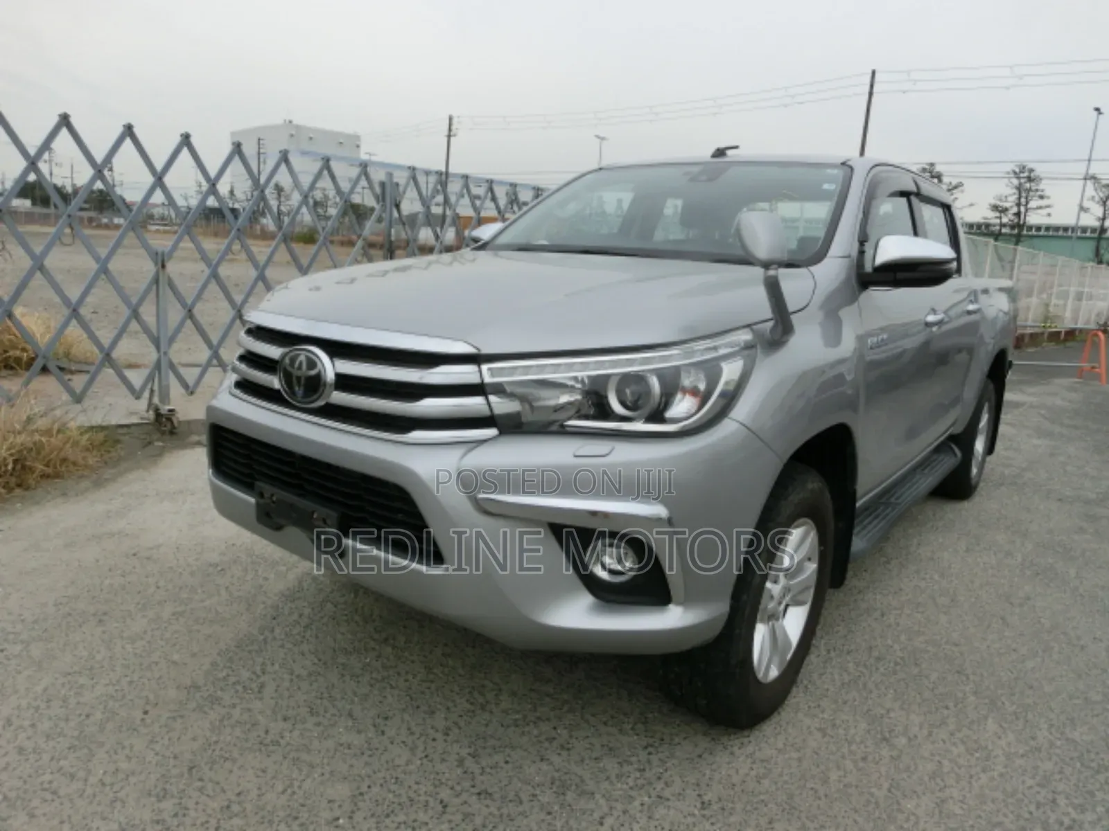 Toyota Hilux Revo Double Cab Deisel 2.4 RWD 2018 Silver