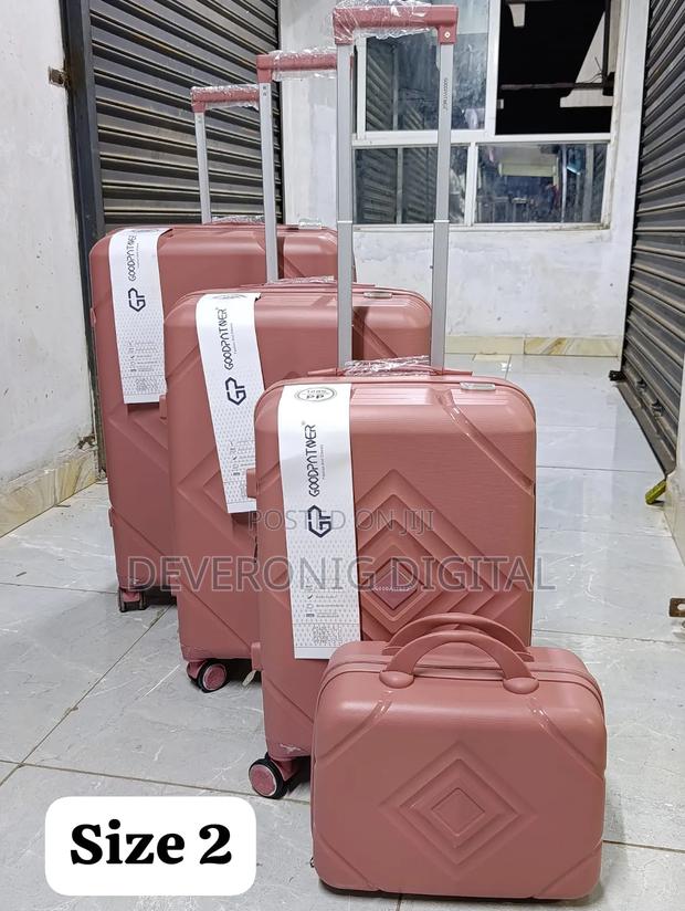 *4 in 1 Luxurious Unbreakable Suitcase - thumbnail 2