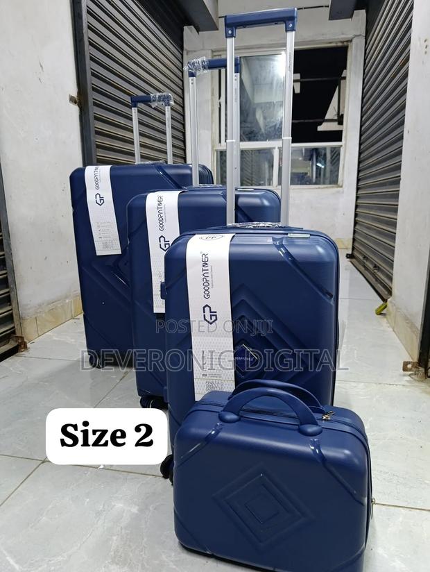 *4 in 1 Luxurious Unbreakable Suitcase - thumbnail 4