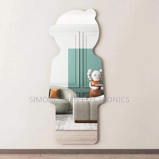 Dolly Shaped Acrylic Mirror - thumbnail 2