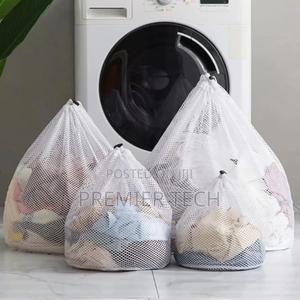 Large Washing Laundry Bag Mesh Organizer - thumbnail 2