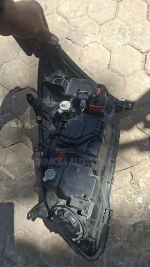 Runx Headlight