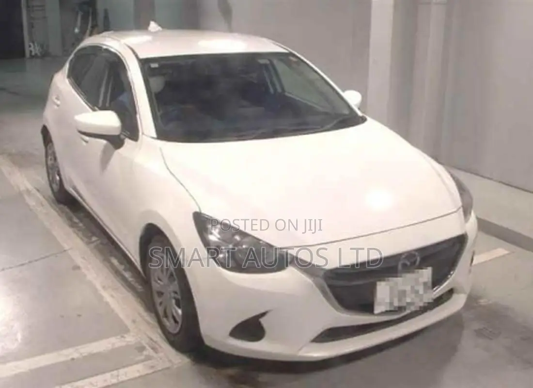 Mazda Demio 2018 White