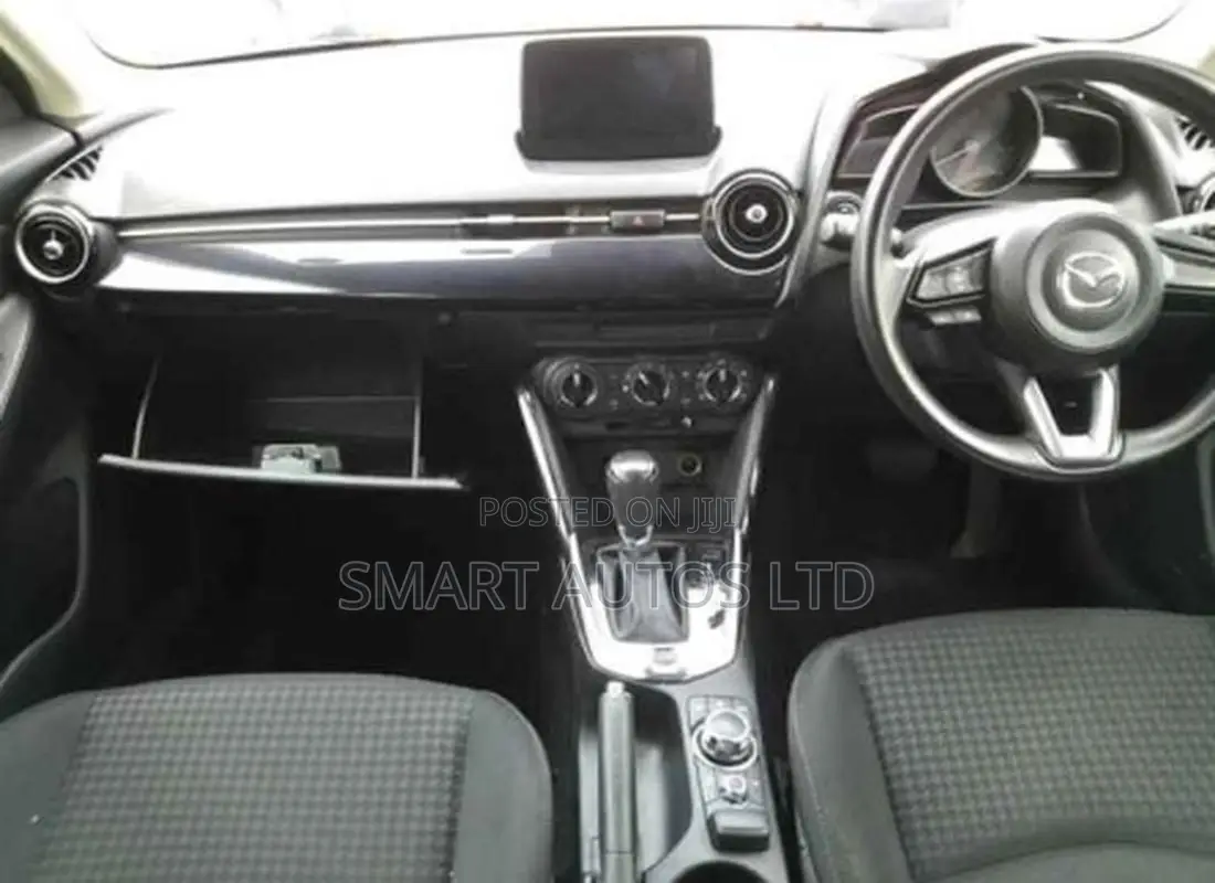 Mazda Demio 2018 White