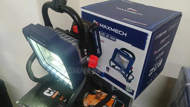 Portable Spot Light 1800lm