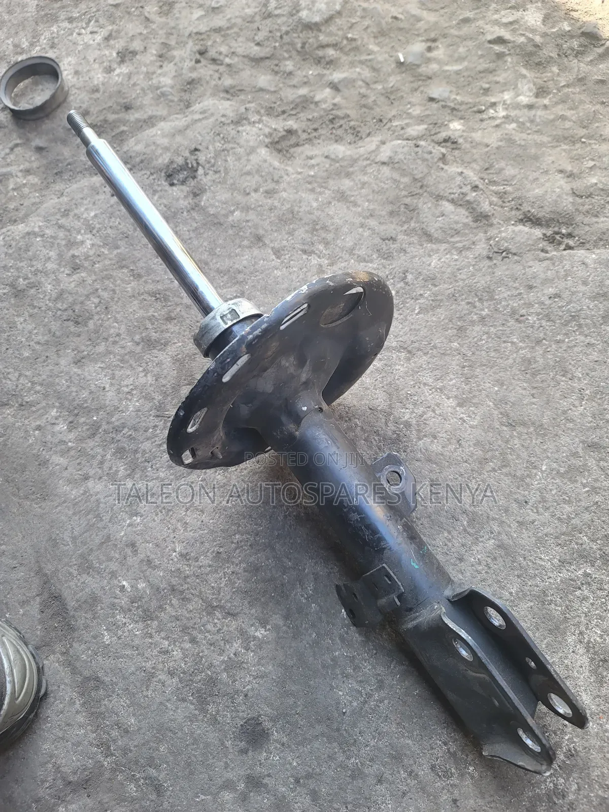 Toyota Noah 2018 Shock