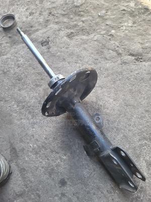 Toyota Noah 2018 Shock - thumbnail 2