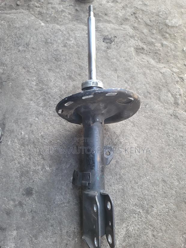 Toyota Noah 2022 Shock - main view