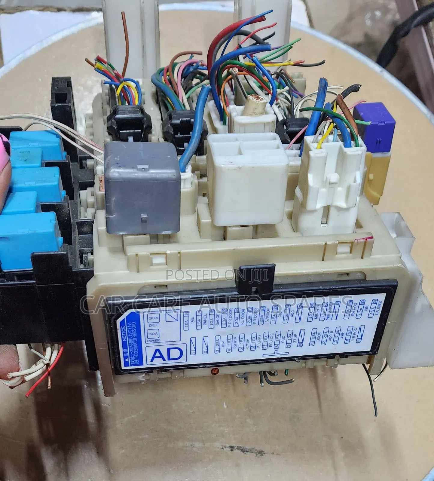 Fuse Box Toyota Vanguard/ Rav 4