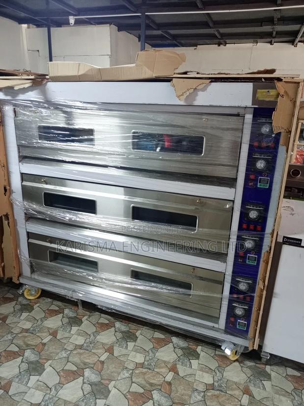 Imported Deck Oven - main view