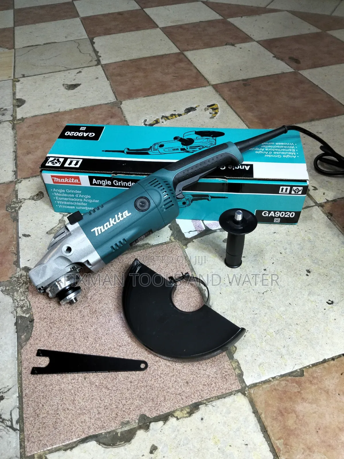 Multipurpose Powerful Makita Angle Grinder 2100 Watts 9 Inches Disc