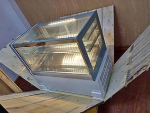 Commercial Cake Display - thumbnail 2