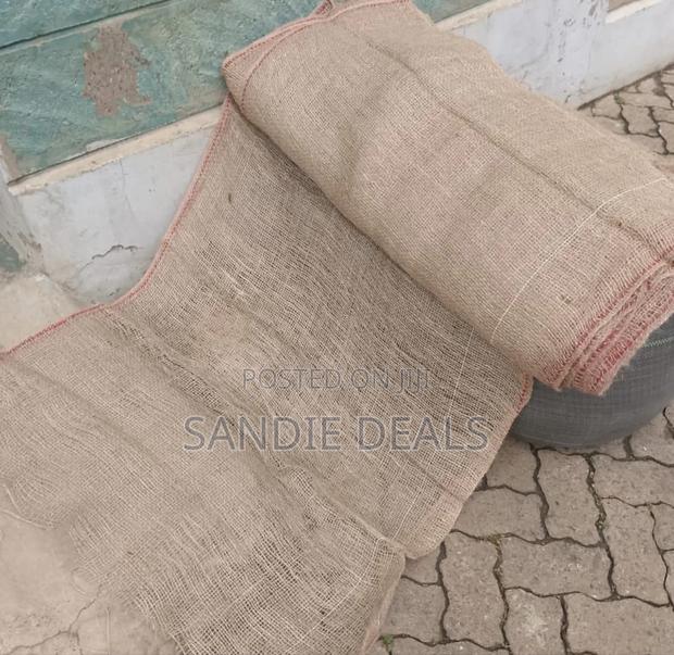 Sisal Cuting Cloth/ Hessian Cloth - thumbnail 2