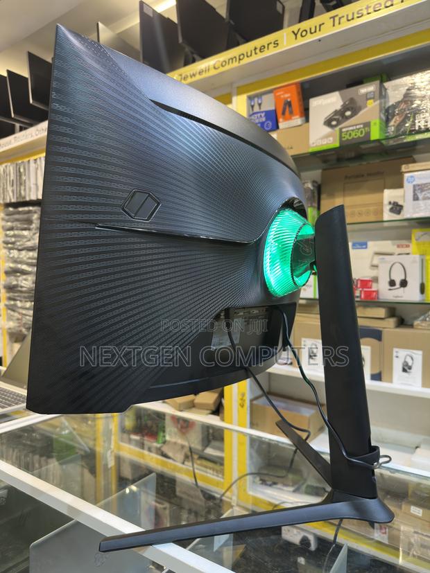 Samsung Odessey G6_ls32bg650em 32” 240hz Qled Curved Gaming Monitor - thumbnail 12