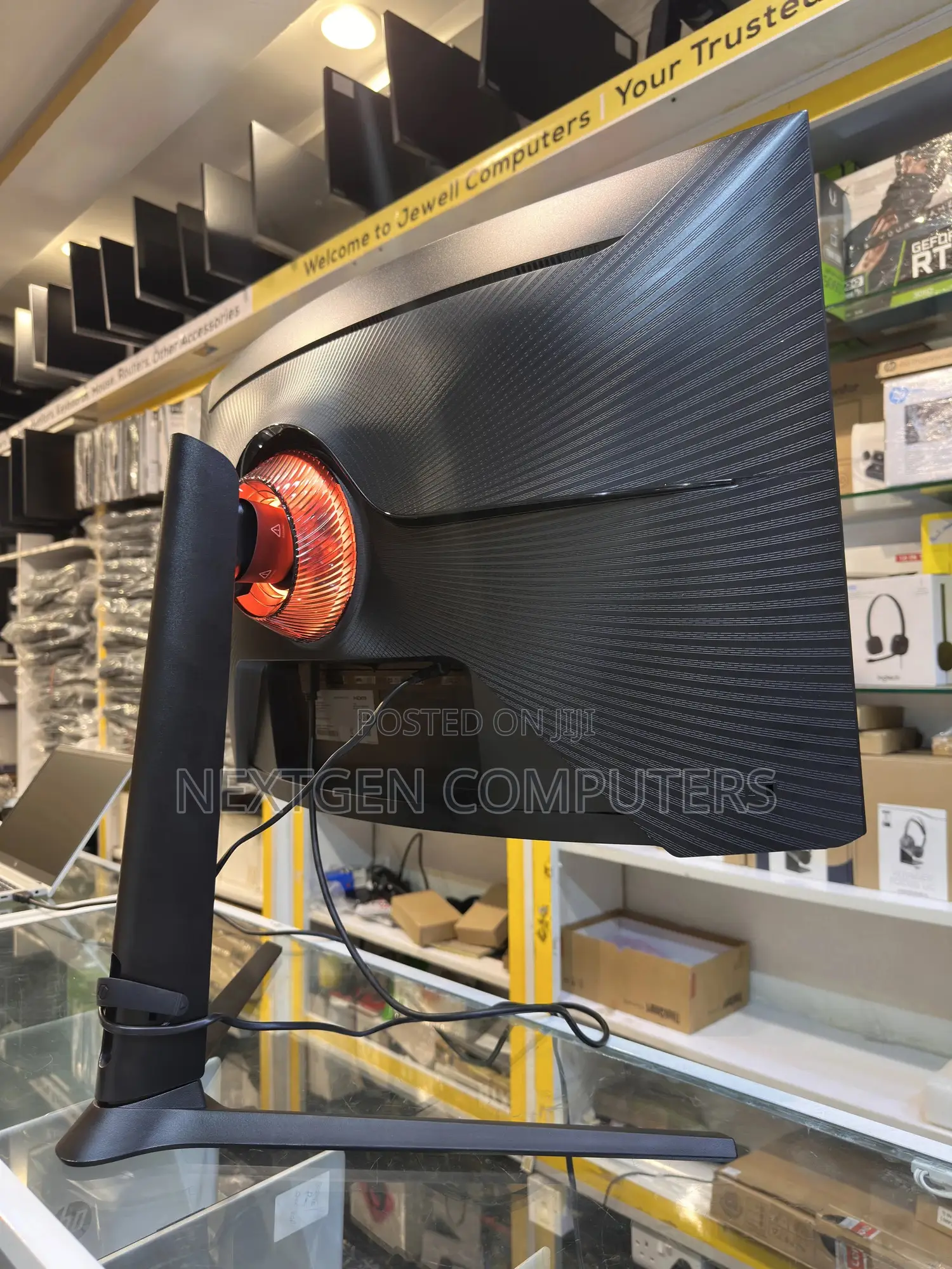 Samsung Odessey G6_ls32bg650em 32” 240hz Qled Curved Gaming Monitor
