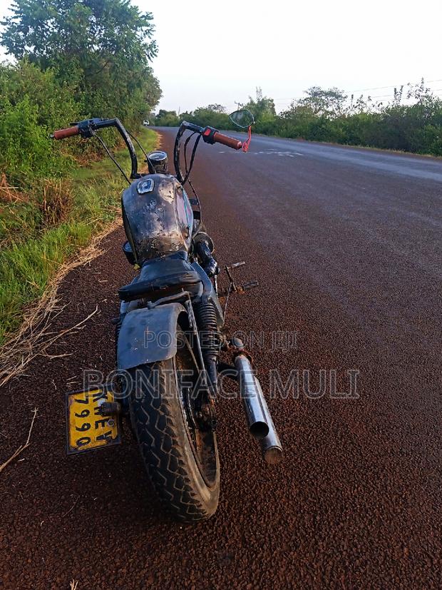 Bajaj RE 2018 Black - thumbnail 5