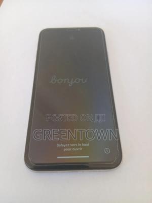 Apple iPhone 8 64 GB White - main view